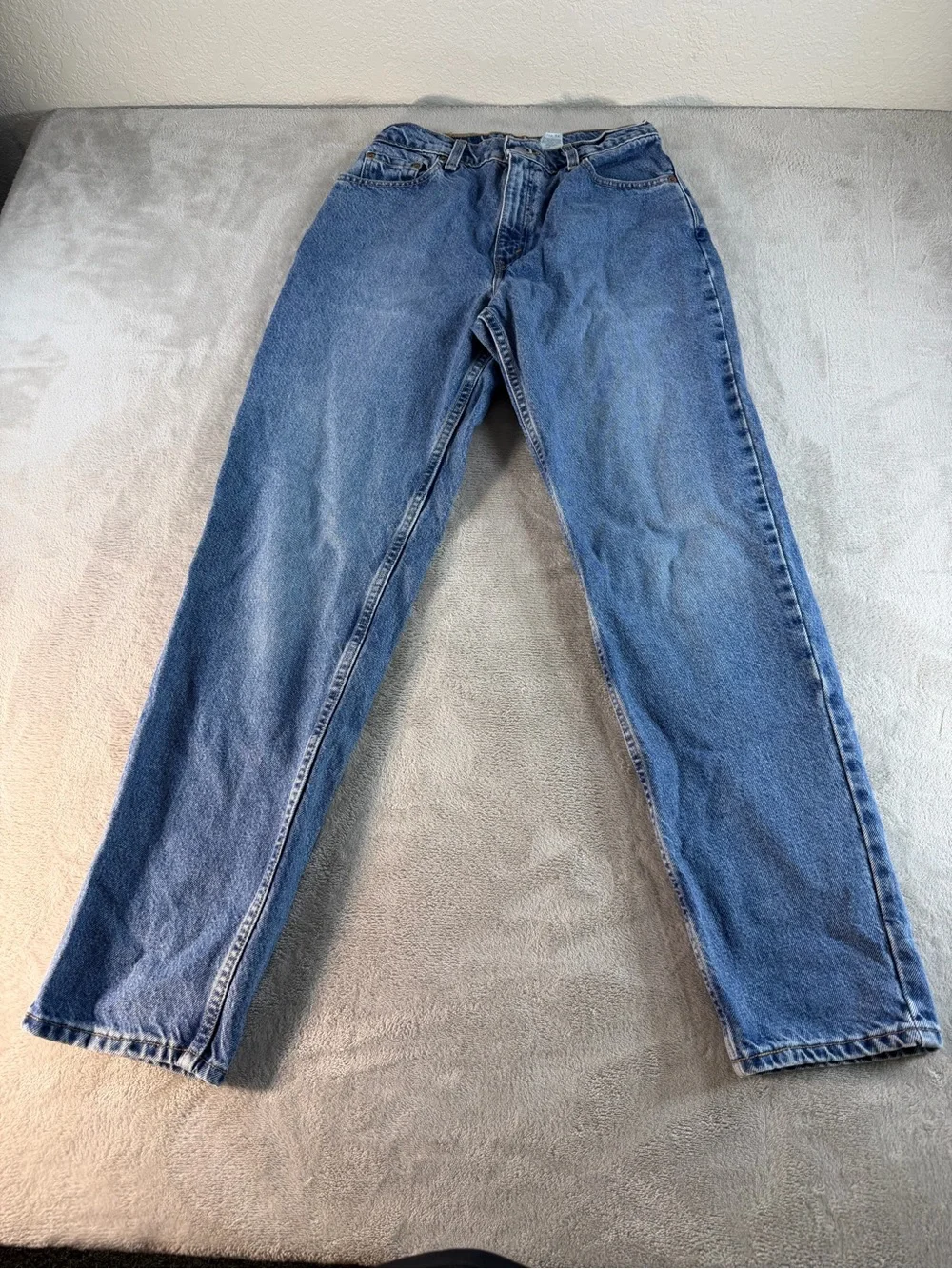Levis 550 Womens Vintage Jeans 10 Med Wash Relaxed Fit Tapered Leg Made in USA